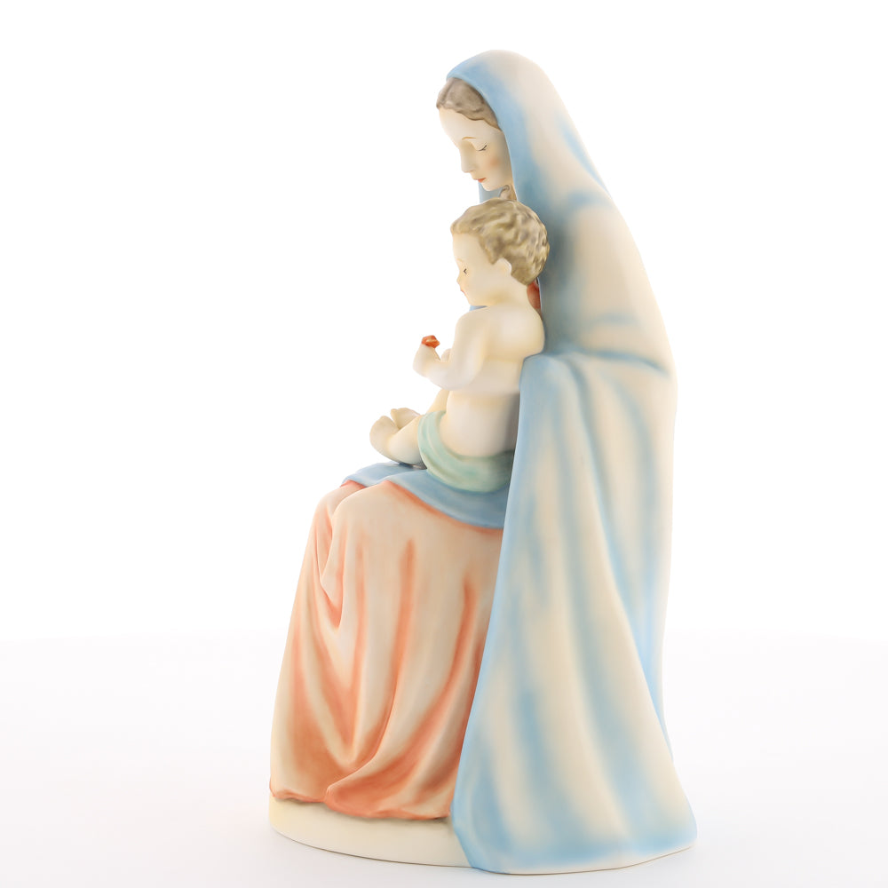 HUM 151 - Sitzende Madonna mit Kind