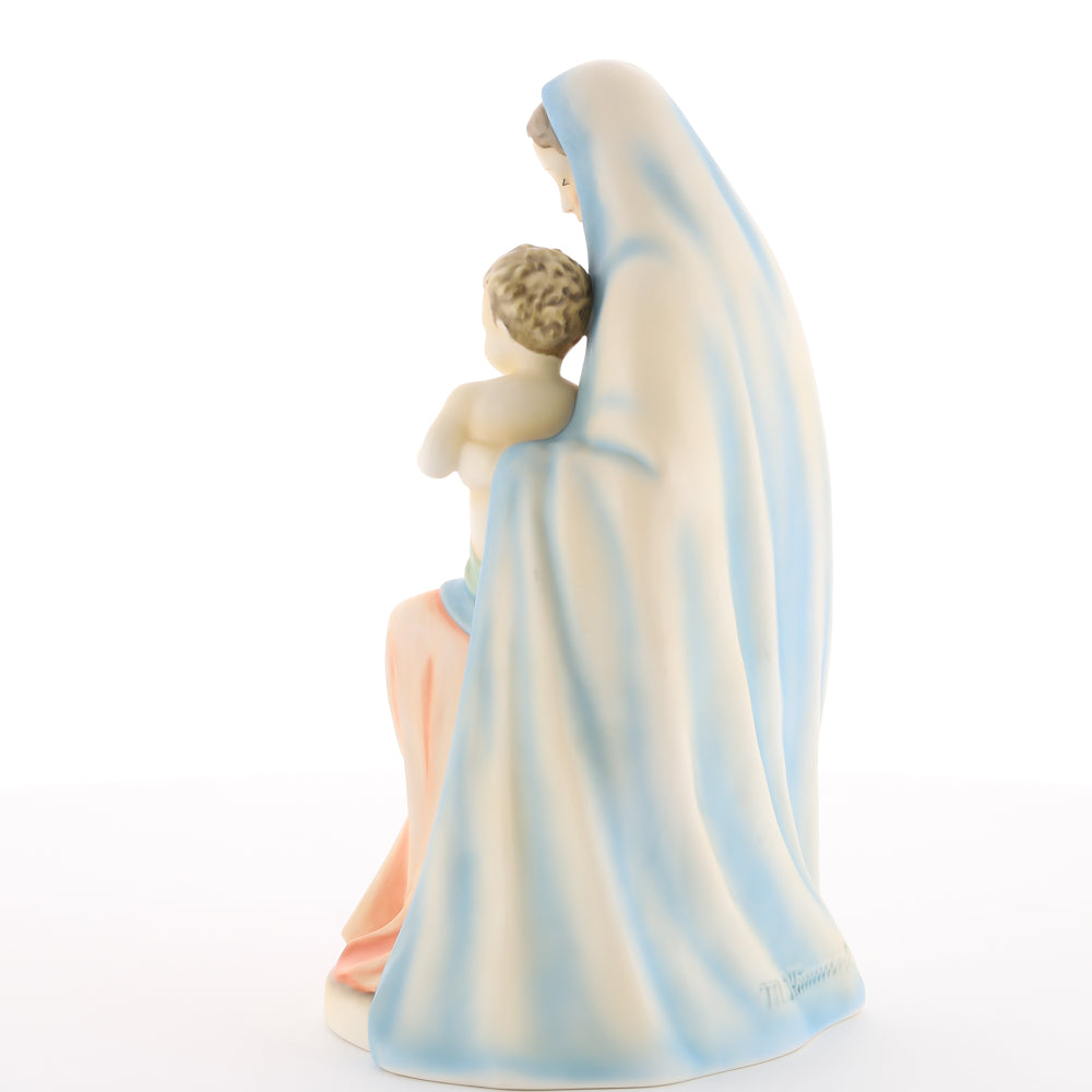 HUM 151 - Sitzende Madonna mit Kind