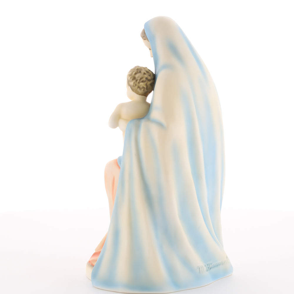 HUM 151 - Sitzende Madonna mit Kind