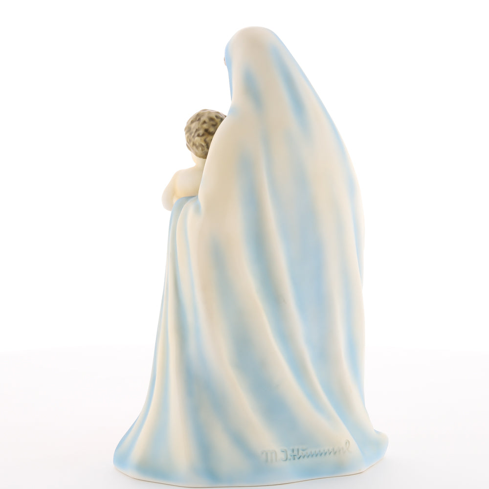 HUM 151 - Sitzende Madonna mit Kind