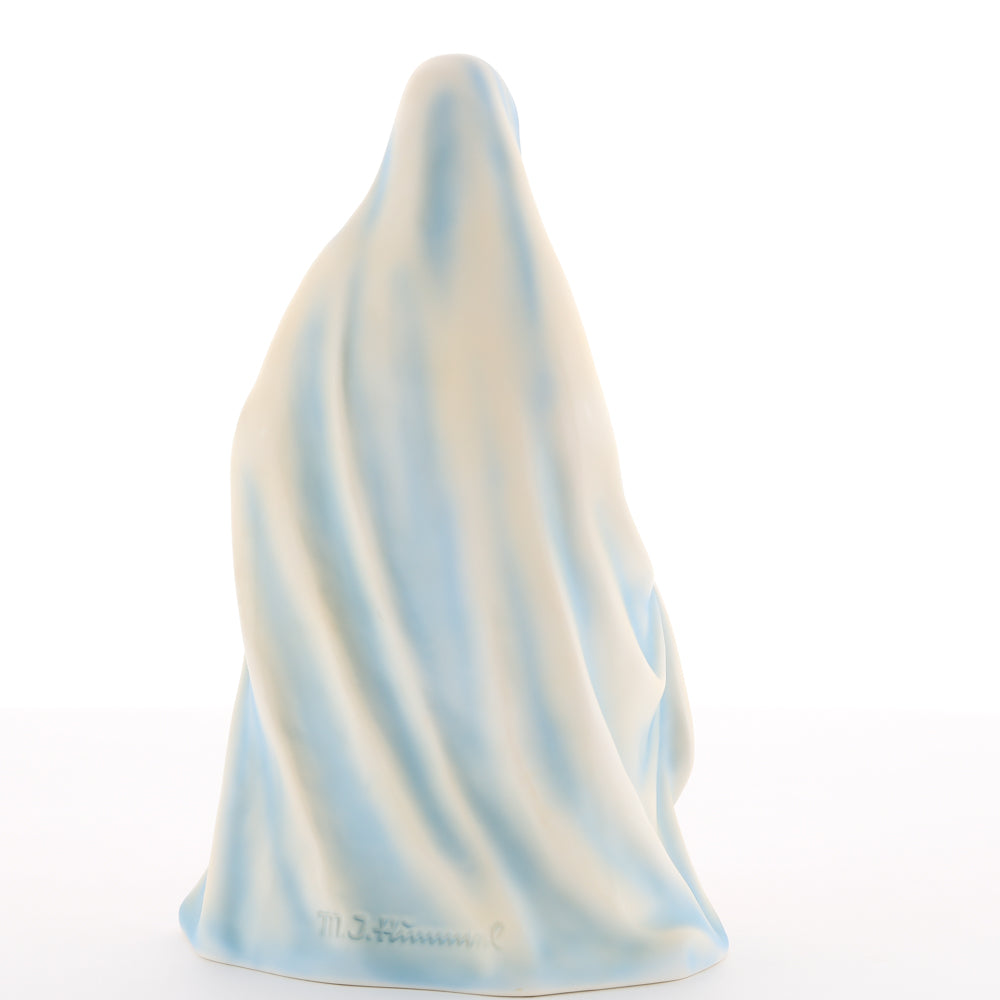 HUM 151 - Sitzende Madonna mit Kind