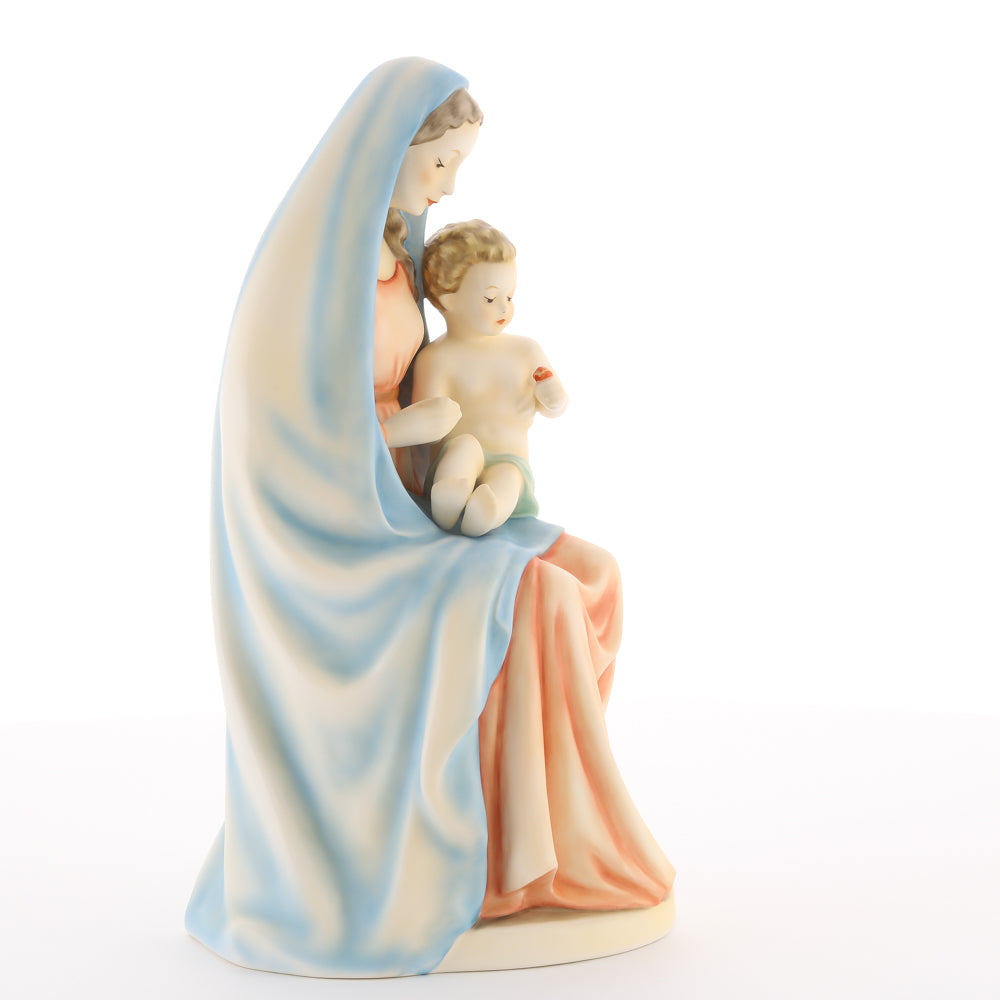 HUM 151 - Sitzende Madonna mit Kind
