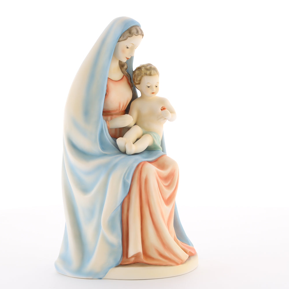 HUM 151 - Sitzende Madonna mit Kind