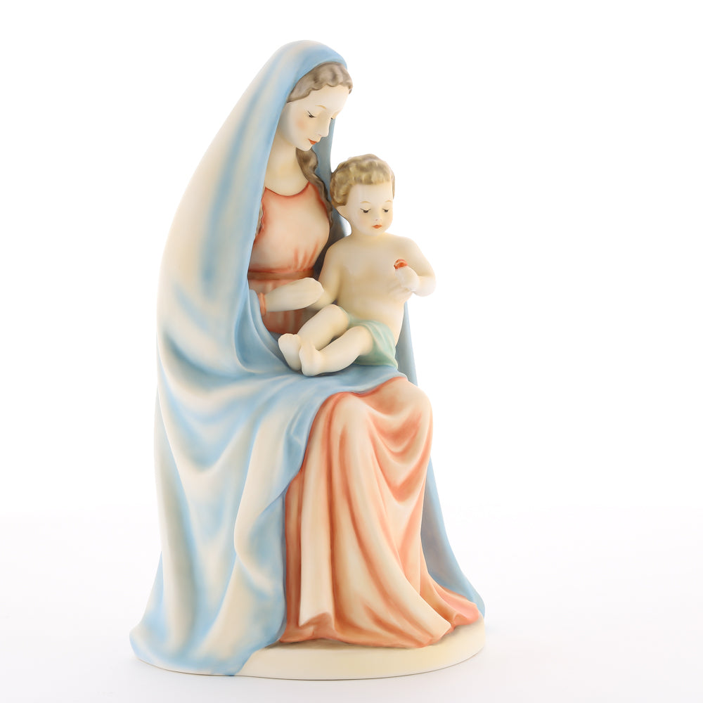HUM 151 - Sitzende Madonna mit Kind