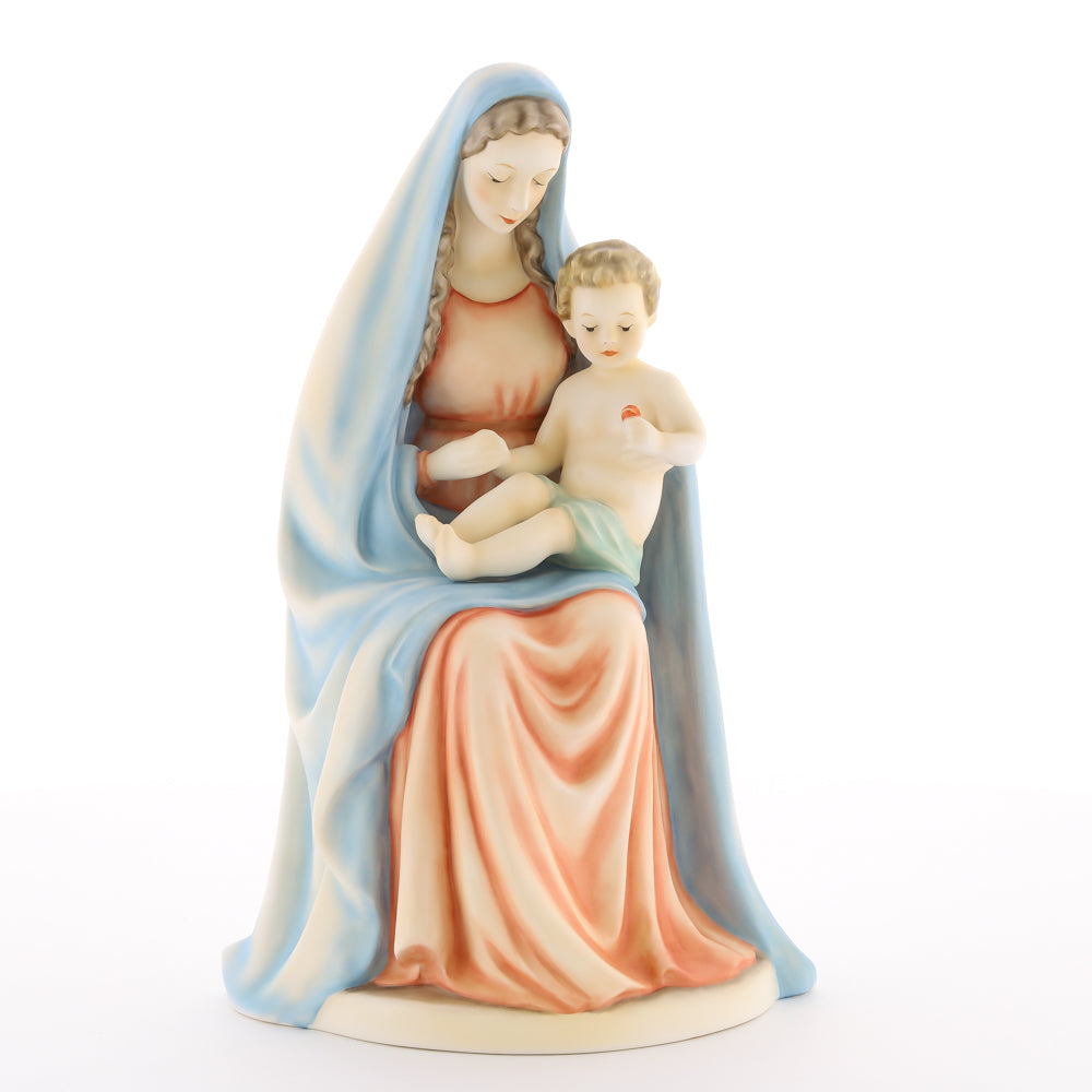 HUM 151 - Sitzende Madonna mit Kind