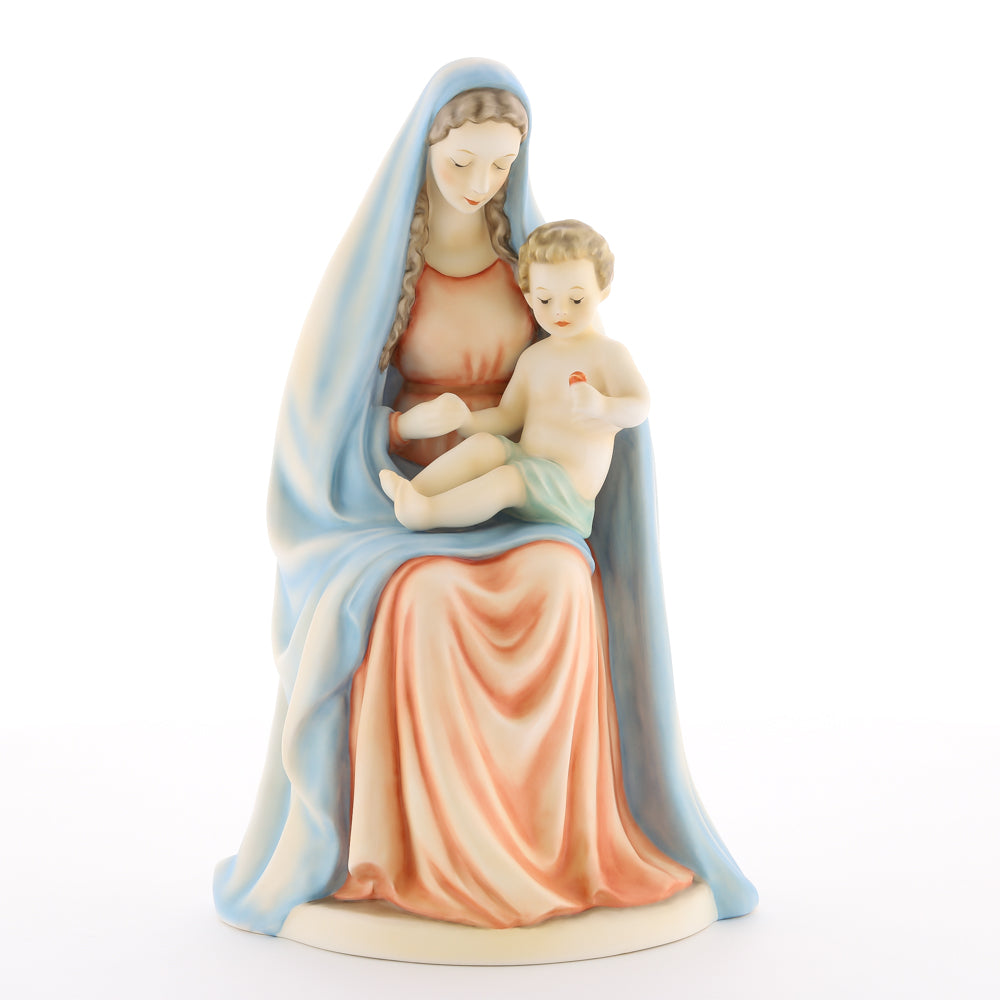 HUM 151 - Sitzende Madonna mit Kind