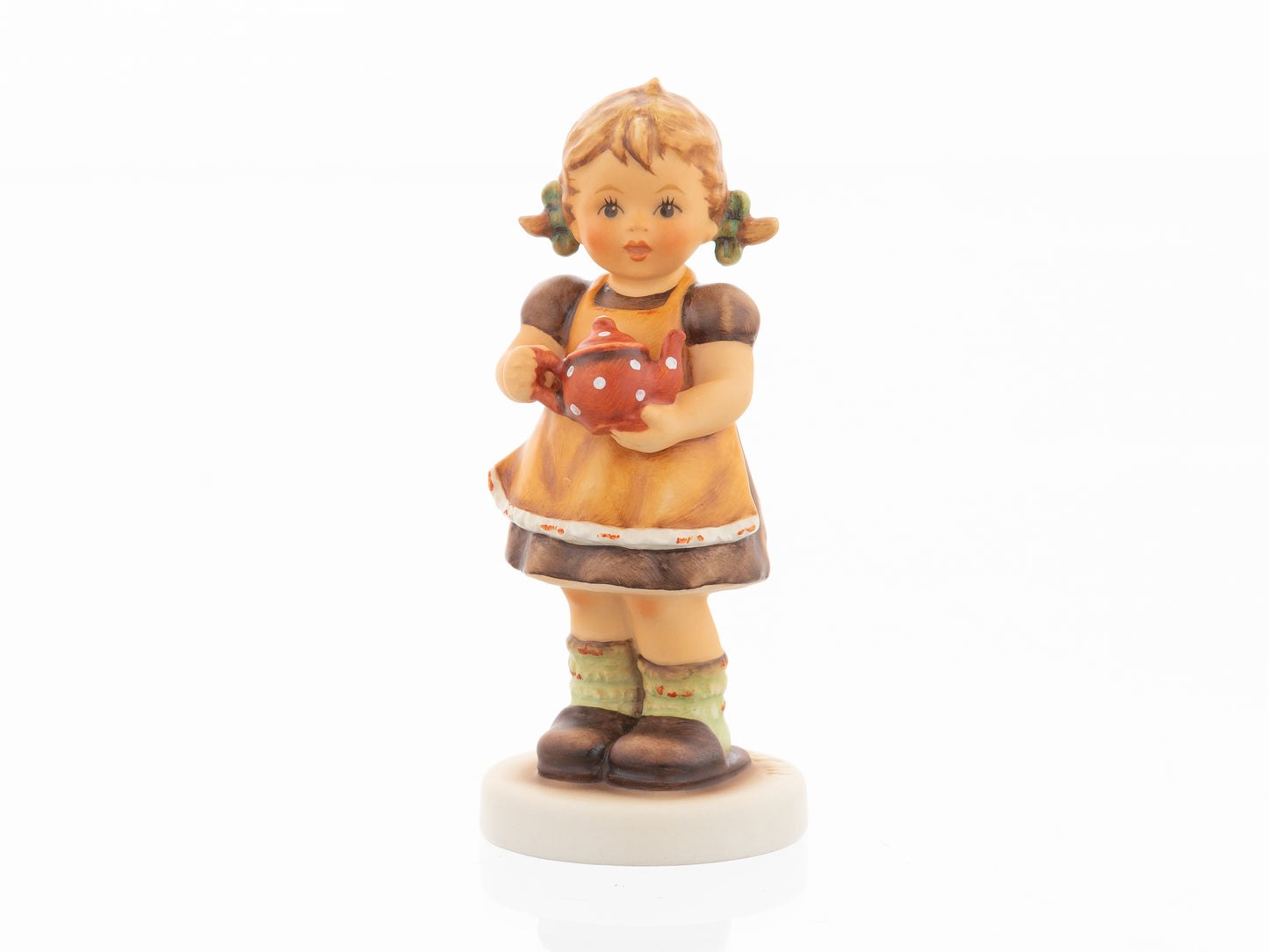 HUM 2411 - Sophie - M.I. Hummel Clubfigur Jahresmitgliedschaft 2020/2021