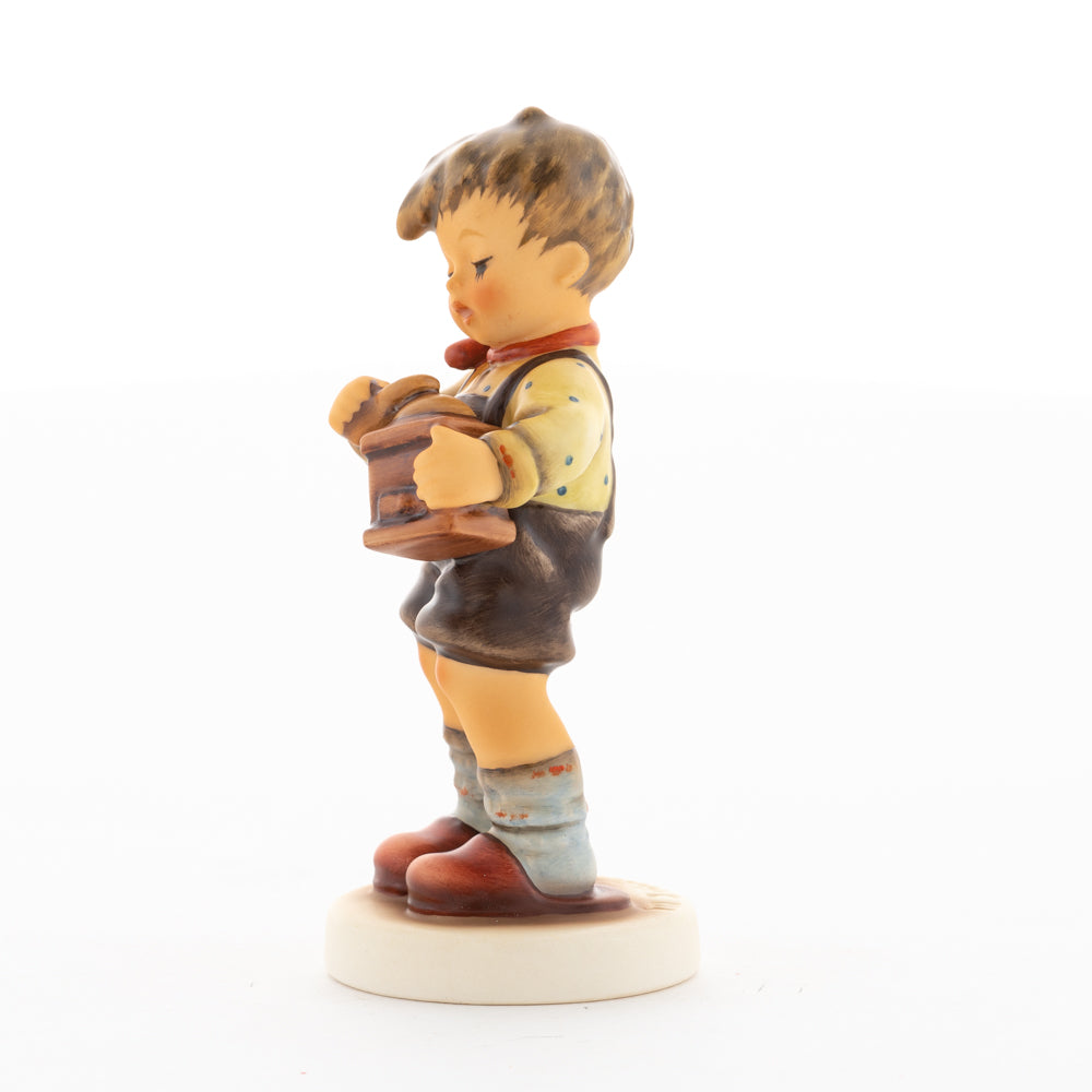 HUM 2416 - Paul - M.I. Hummel Club Zukauffigur 2020/2021