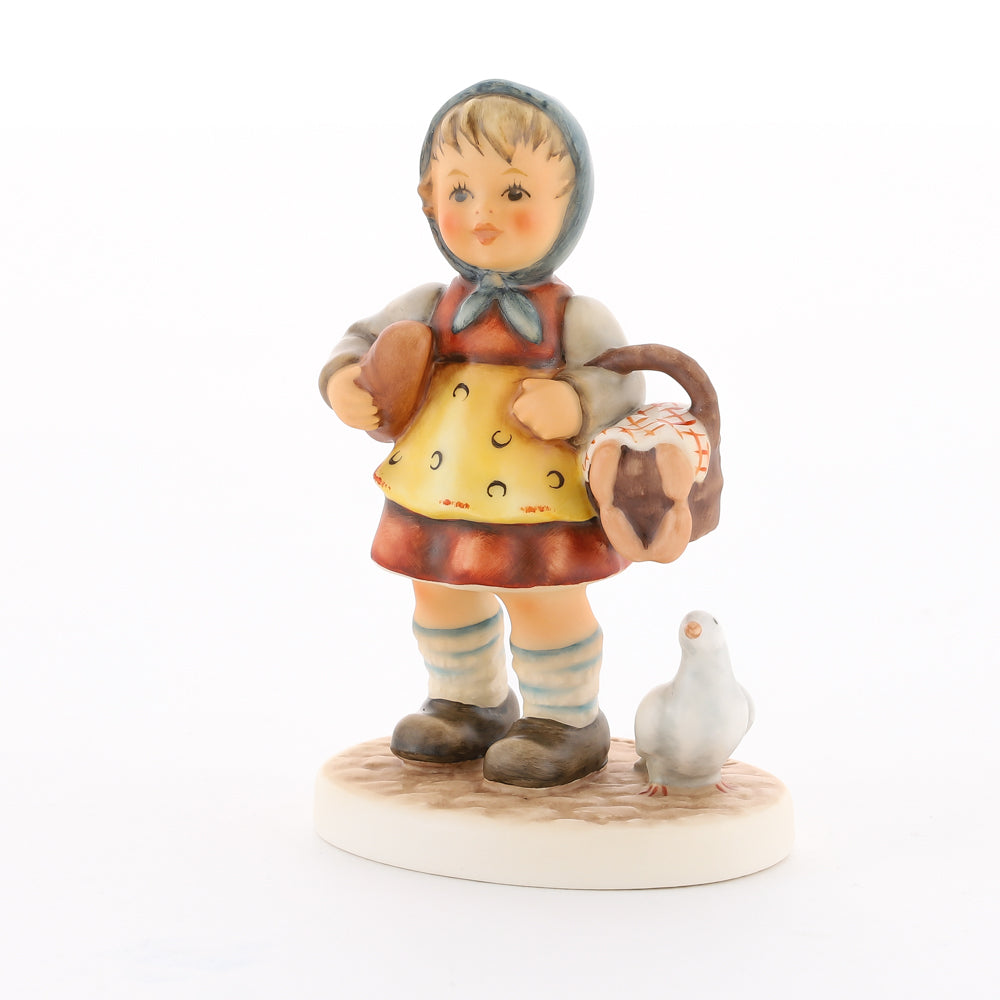 HUM 2426 - Katy - M.I. Hummel Club Zukauffigur Club 2019/2020