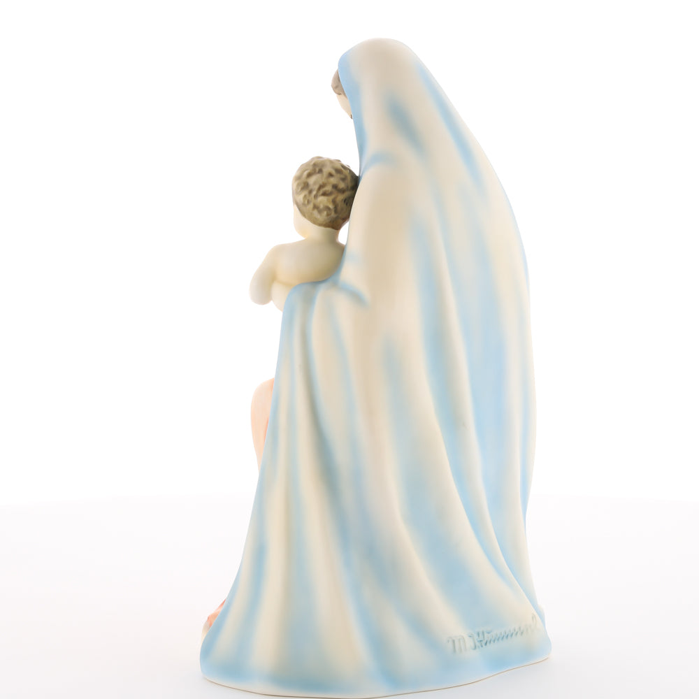 HUM 151 - Sitzende Madonna mit Kind