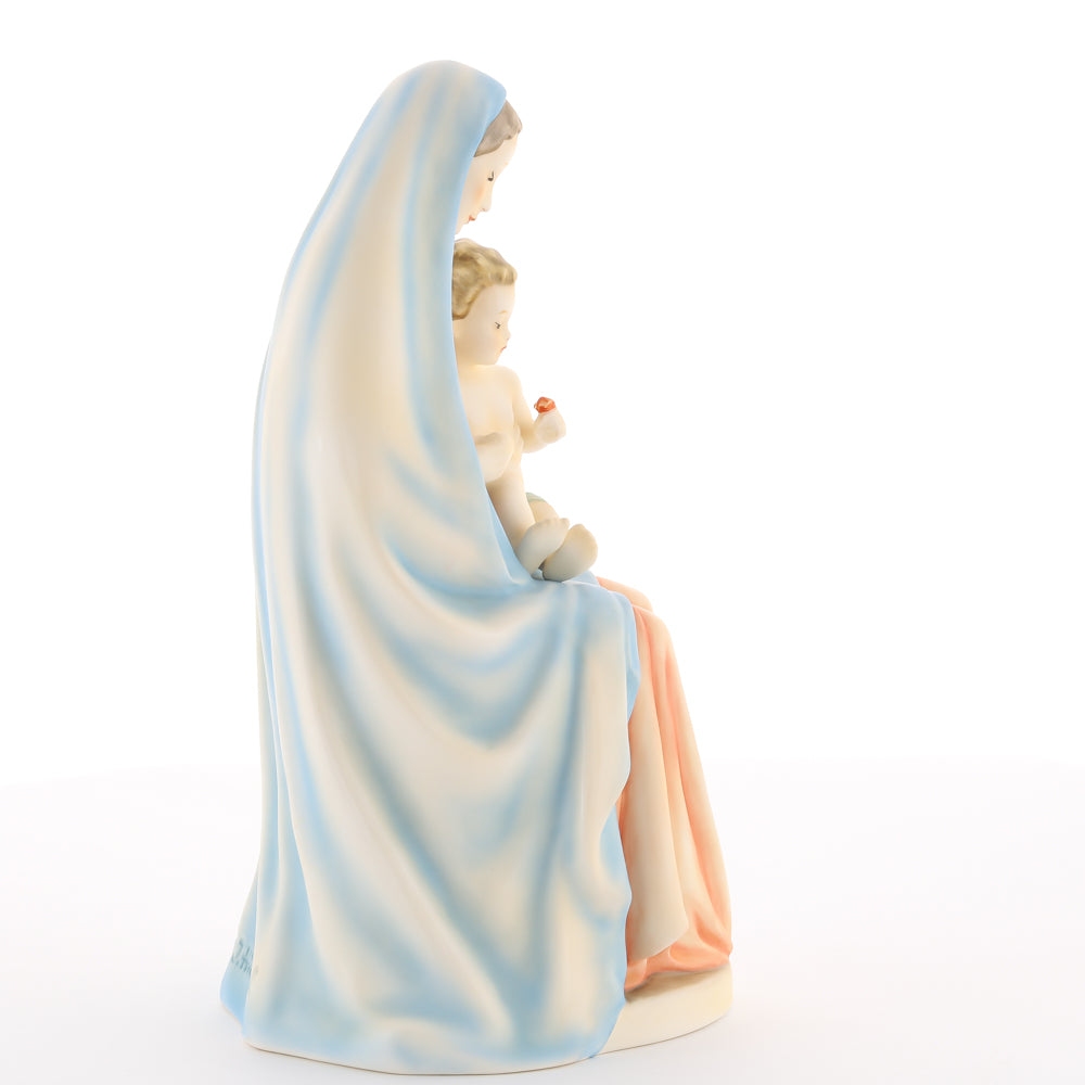 HUM 151 - Sitzende Madonna mit Kind
