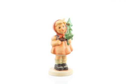HUM 239/D - Mädchen mit Tannenbaum
