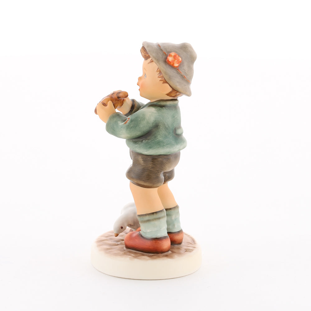 HUM 2425 - Max - M.I. Hummel Clubfigur Jahresmitgliedschaft 2019/2020