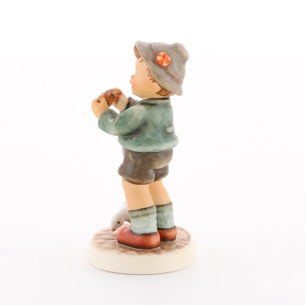 HUM 2425 - Max - M.I. Hummel Clubfigur Jahresmitgliedschaft 2019/2020