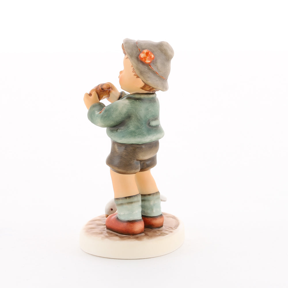 HUM 2425 - Max - M.I. Hummel Clubfigur Jahresmitgliedschaft 2019/2020