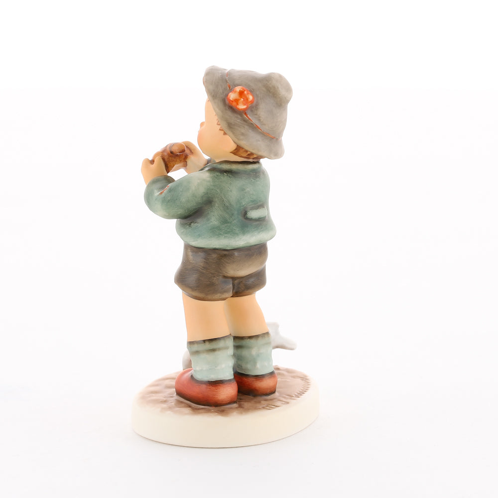 HUM 2425 - Max - M.I. Hummel Clubfigur Jahresmitgliedschaft 2019/2020
