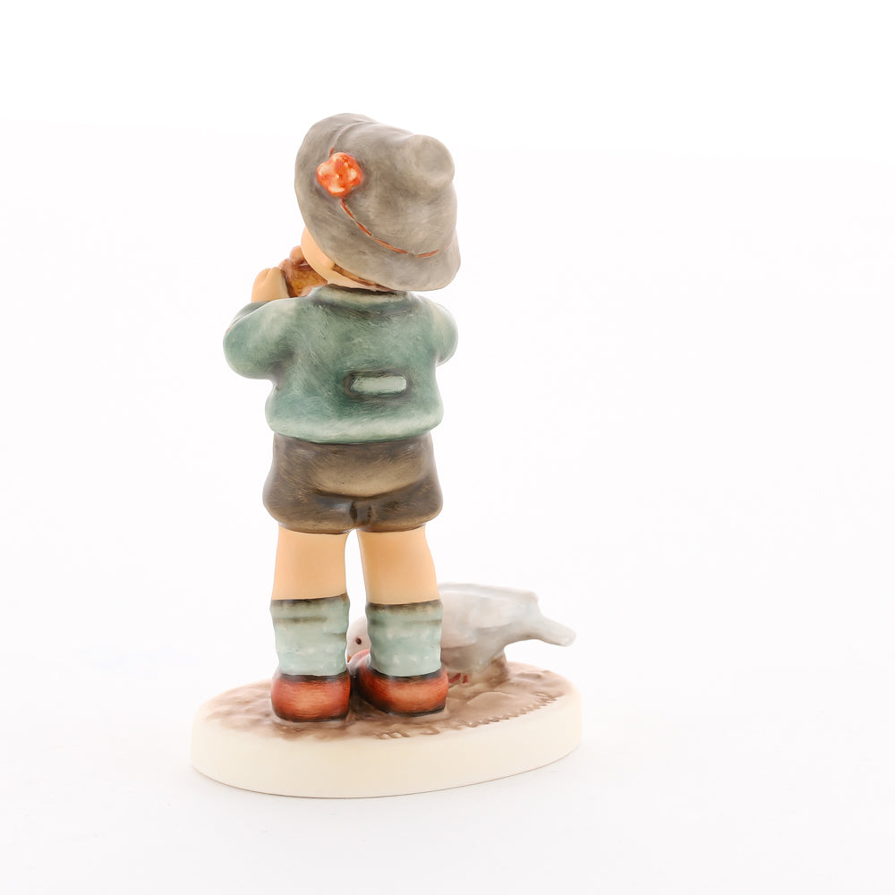 HUM 2425 - Max - M.I. Hummel Clubfigur Jahresmitgliedschaft 2019/2020