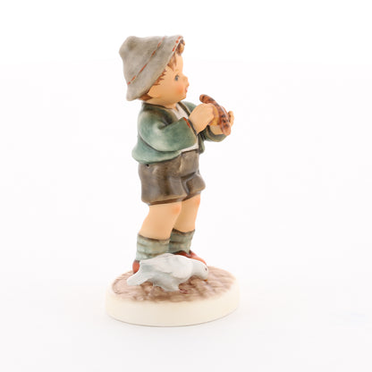 HUM 2425 - Max - M.I. Hummel Clubfigur Jahresmitgliedschaft 2019/2020