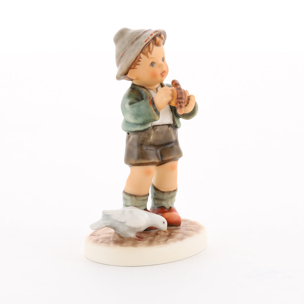 HUM 2425 - Max - M.I. Hummel Clubfigur Jahresmitgliedschaft 2019/2020