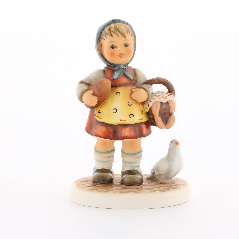 HUM 2426 - Katy - M.I. Hummel Club Zukauffigur Club 2019/2020