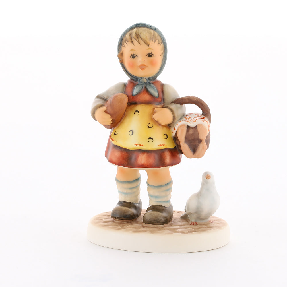 HUM 2426 - Katy - M.I. Hummel Club Zukauffigur Club 2019/2020