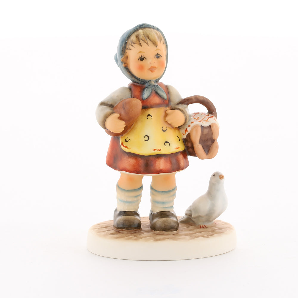 HUM 2426 - Katy - M.I. Hummel Club Zukauffigur Club 2019/2020