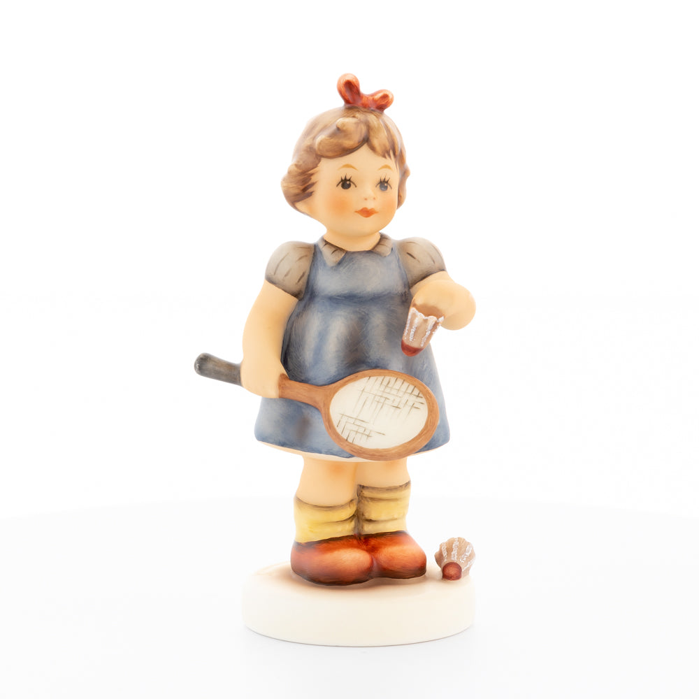 HUM 2442 - Emma - M.I. Hummel Club Zukauffigur 2021/2022