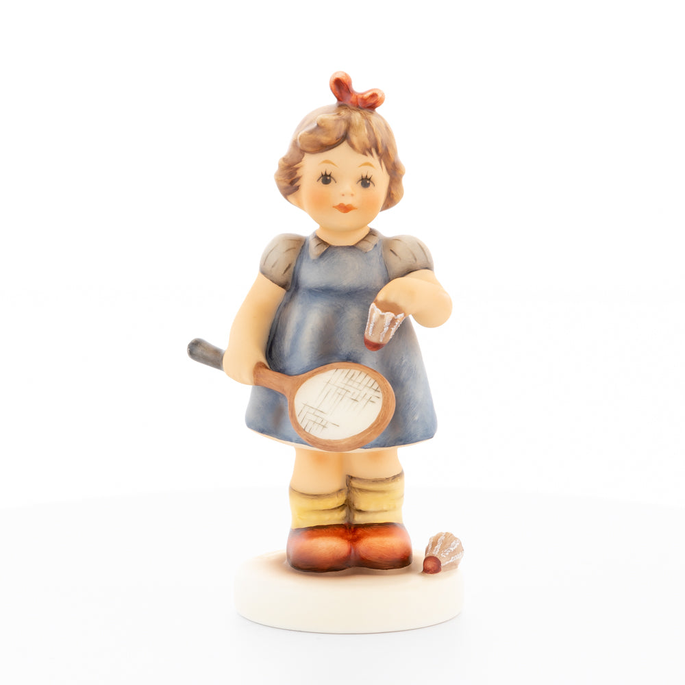 HUM 2442 - Emma - M.I. Hummel Club Zukauffigur 2021/2022