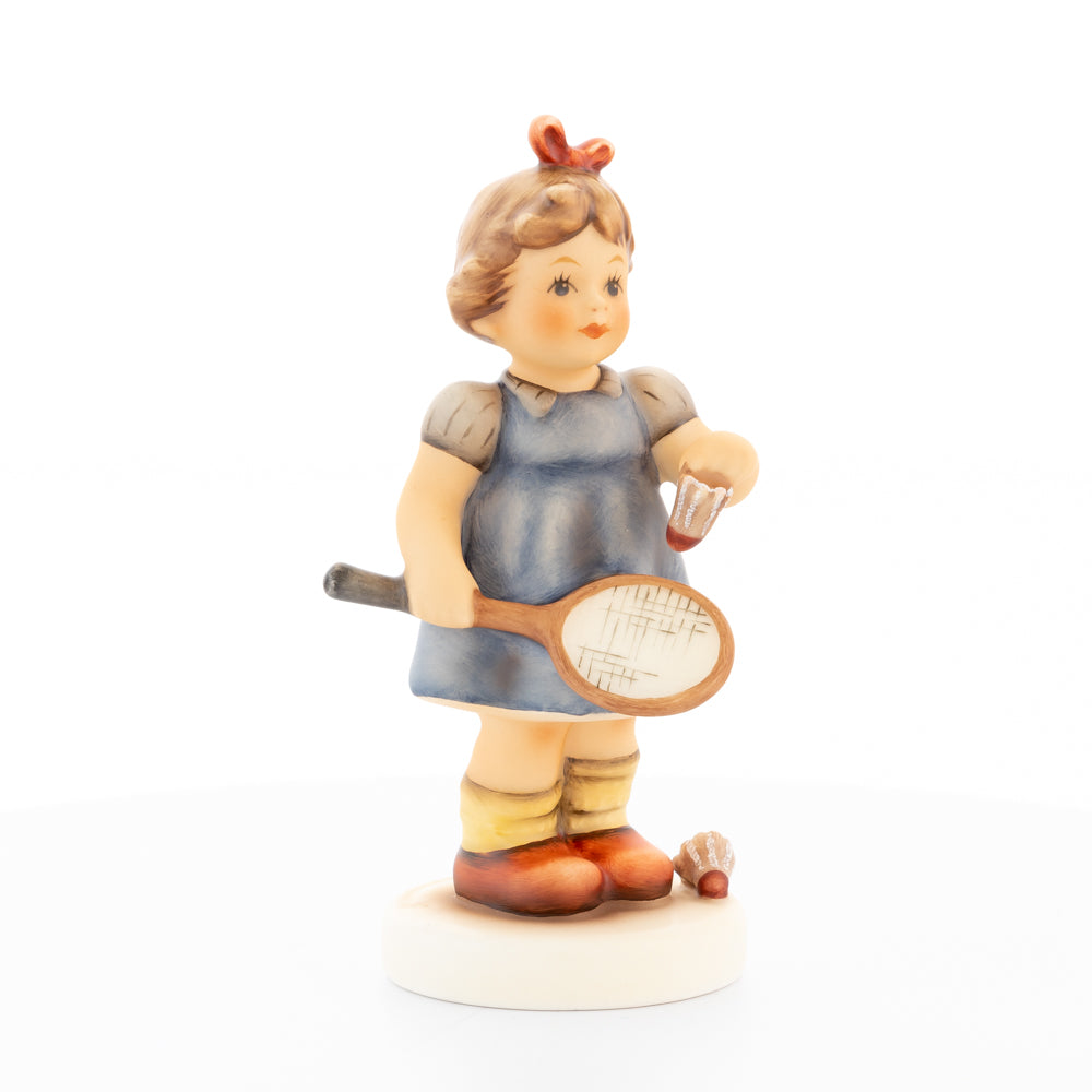 HUM 2442 - Emma - M.I. Hummel Club Zukauffigur 2021/2022